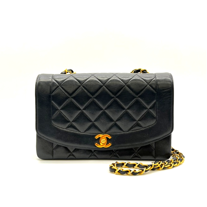 シャネル マトラッセ ダイアナフラップ チェーンバッグ ラムスキン  