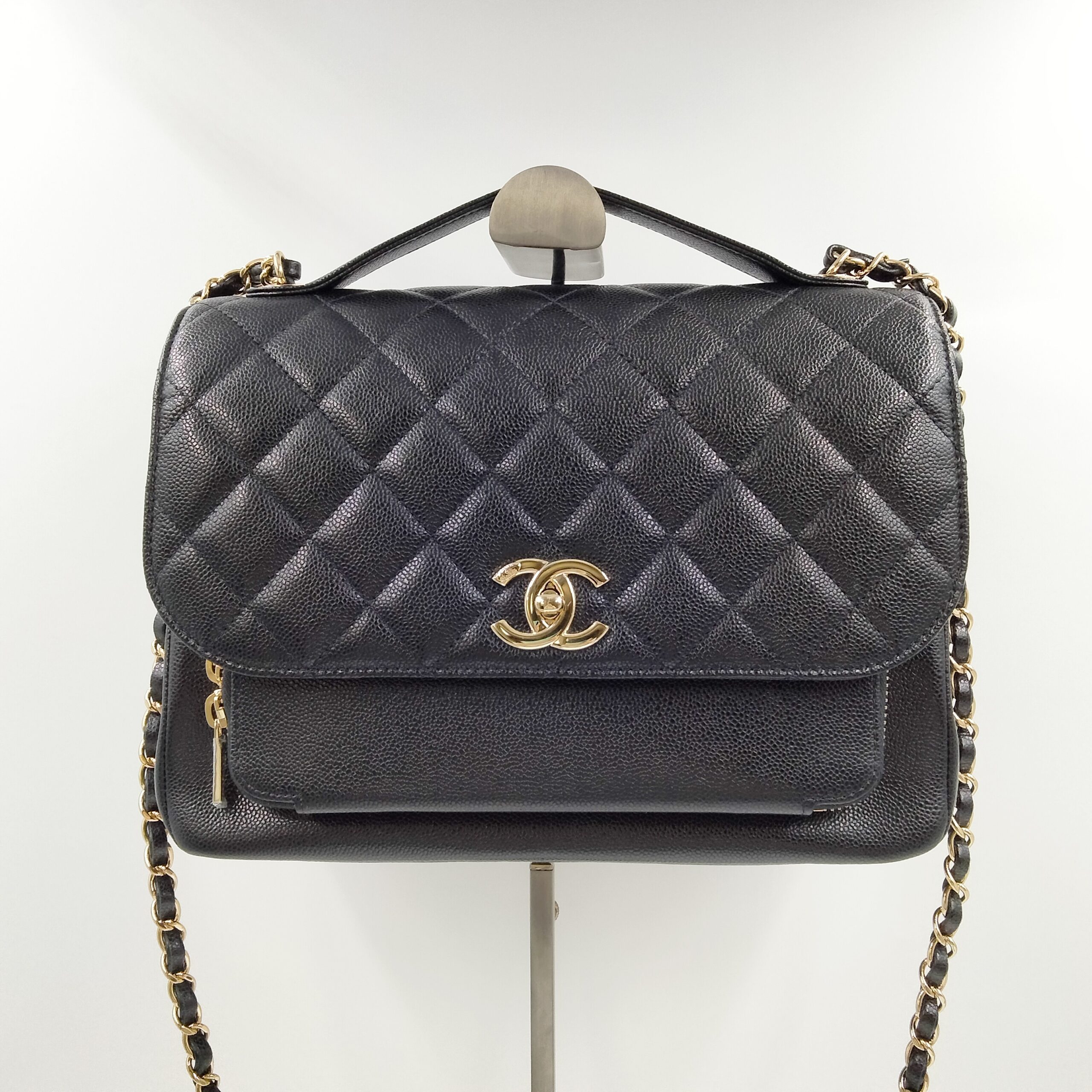 ファッションシーンで話題のこれから流行るブランド12選 シャネル  