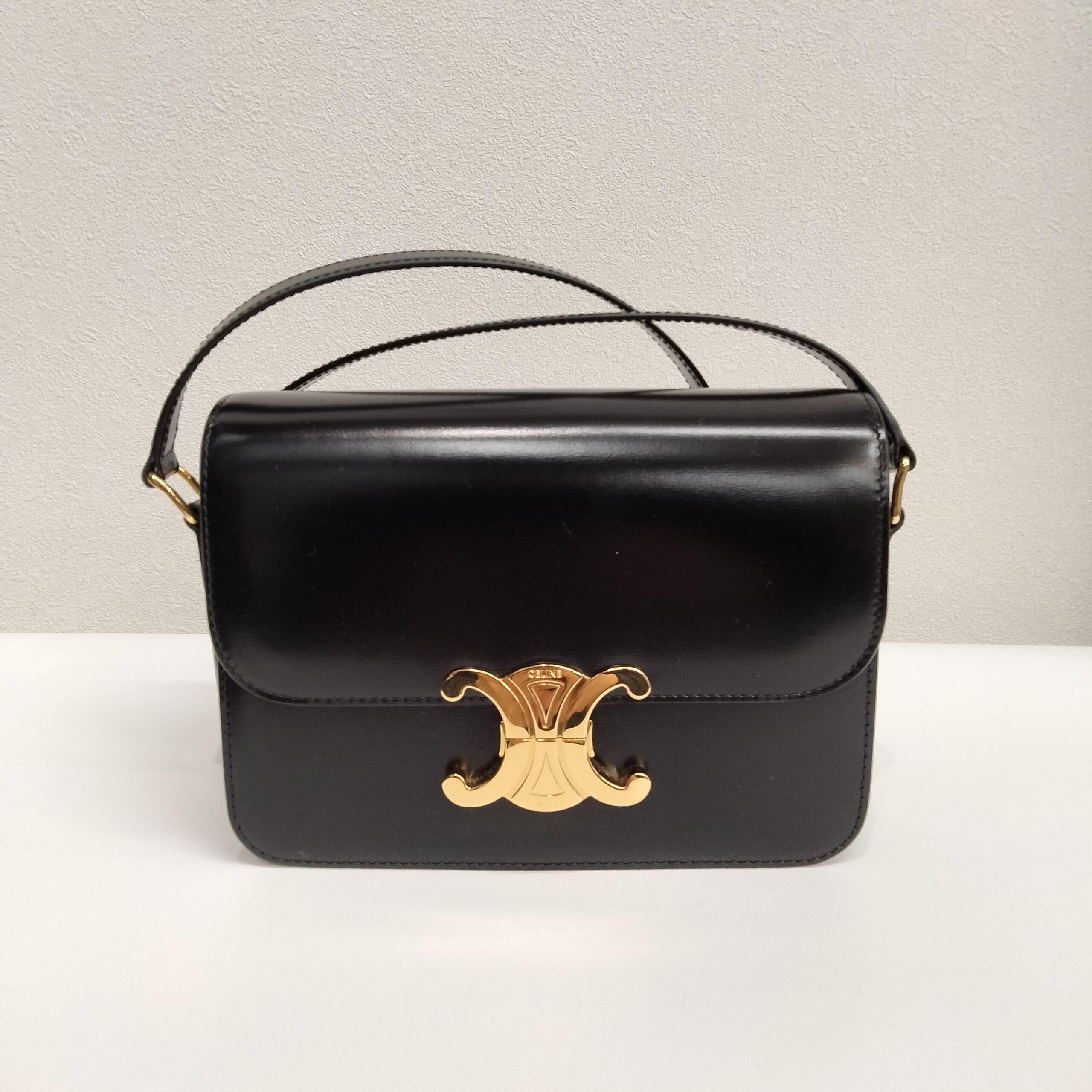 セリーヌ レザー トリオンフ ショルダー トート バッグ ゴールド金具  