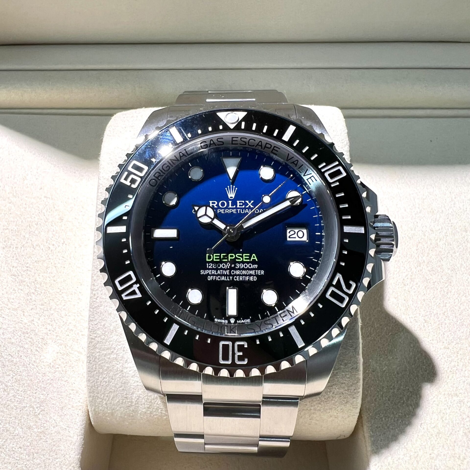 ロレックス デイトナ 116515LN サンダスト ブラックの買取価格相場