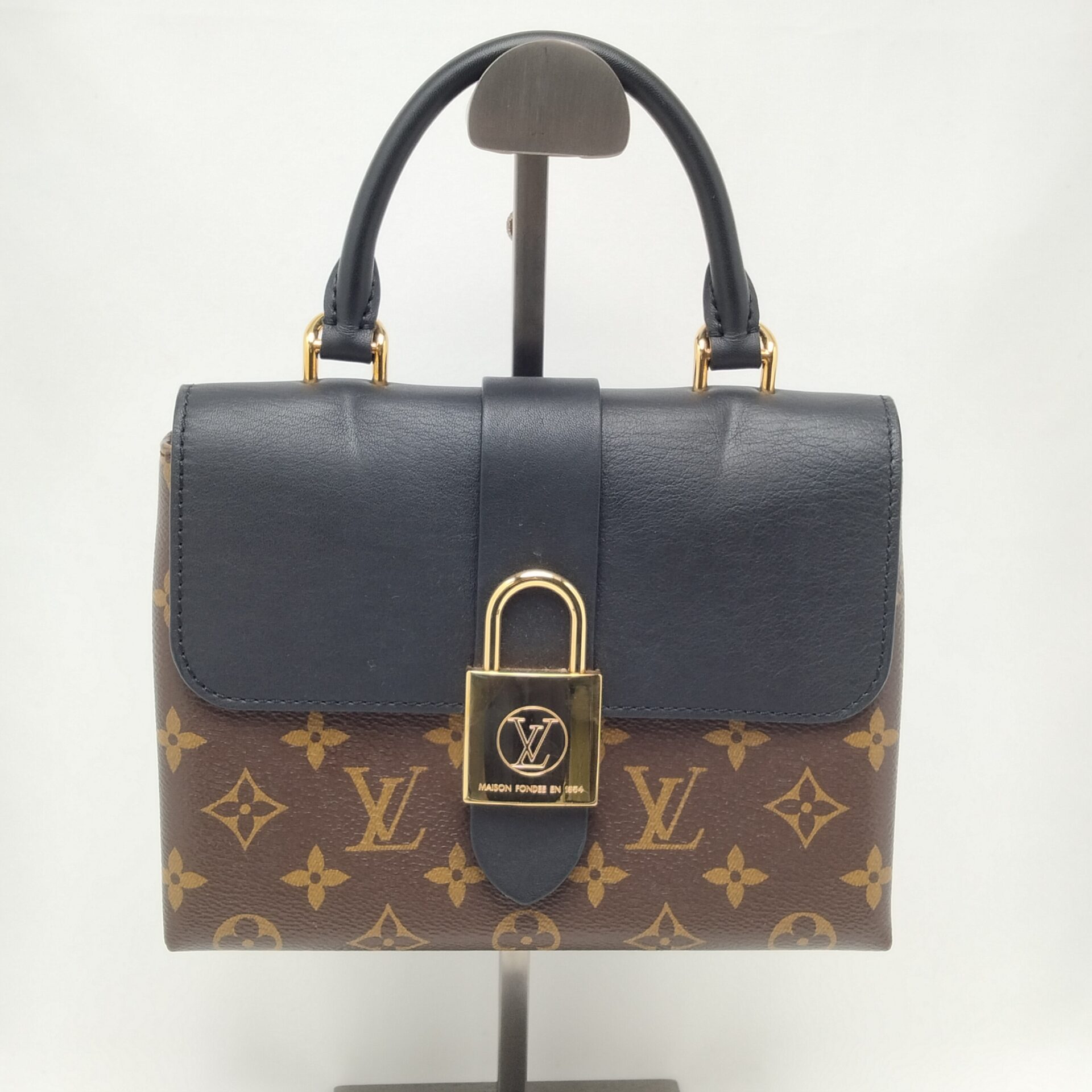 極美品 ルイヴィトン モノグラム エクリプス エクスプローラー M40566 革 ルイヴィトン バッグ モノグラムエクリプス エクスプローラー M40566