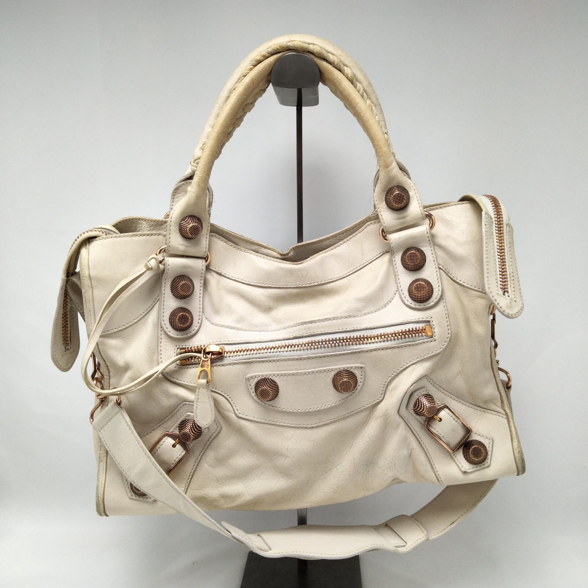 バレンシアガ ジャイアントシティ レザー ベージュ 173084 バレンシアガ ザ・ジャイアントシティ レザー 2WAYハンドバッグ 173084